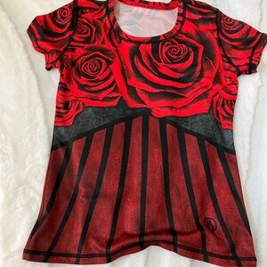 Inknburn size Small  Rose Print Short Sleeve Women’s Top